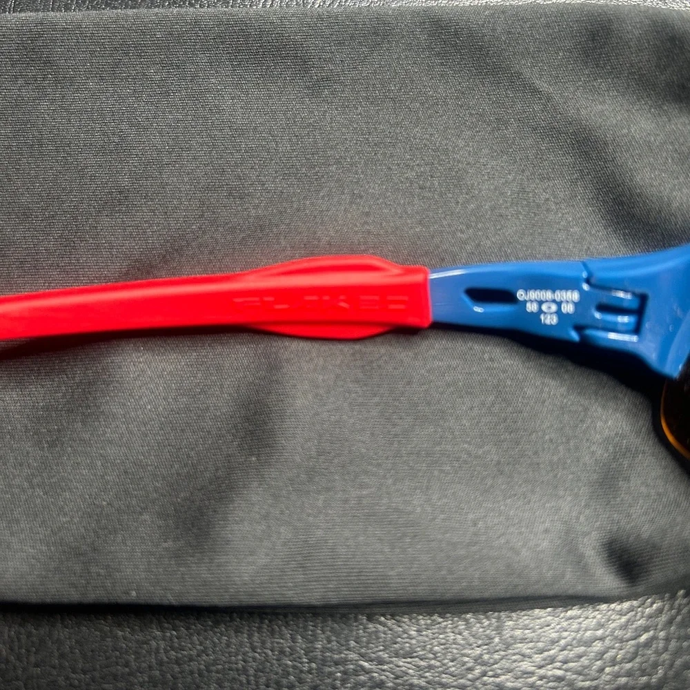 Oakley youth prizm sunglasses - New never worn